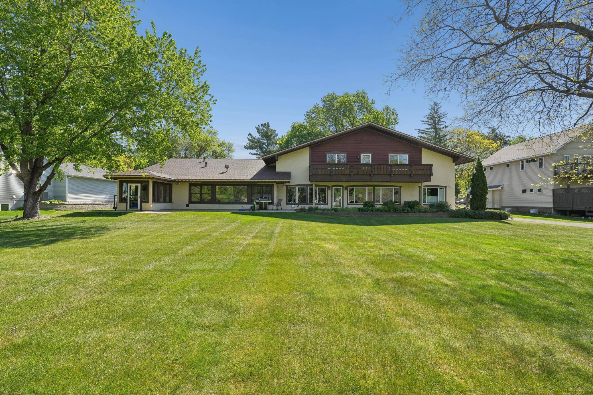 4151 Rice ST, Shoreview, MN 55126