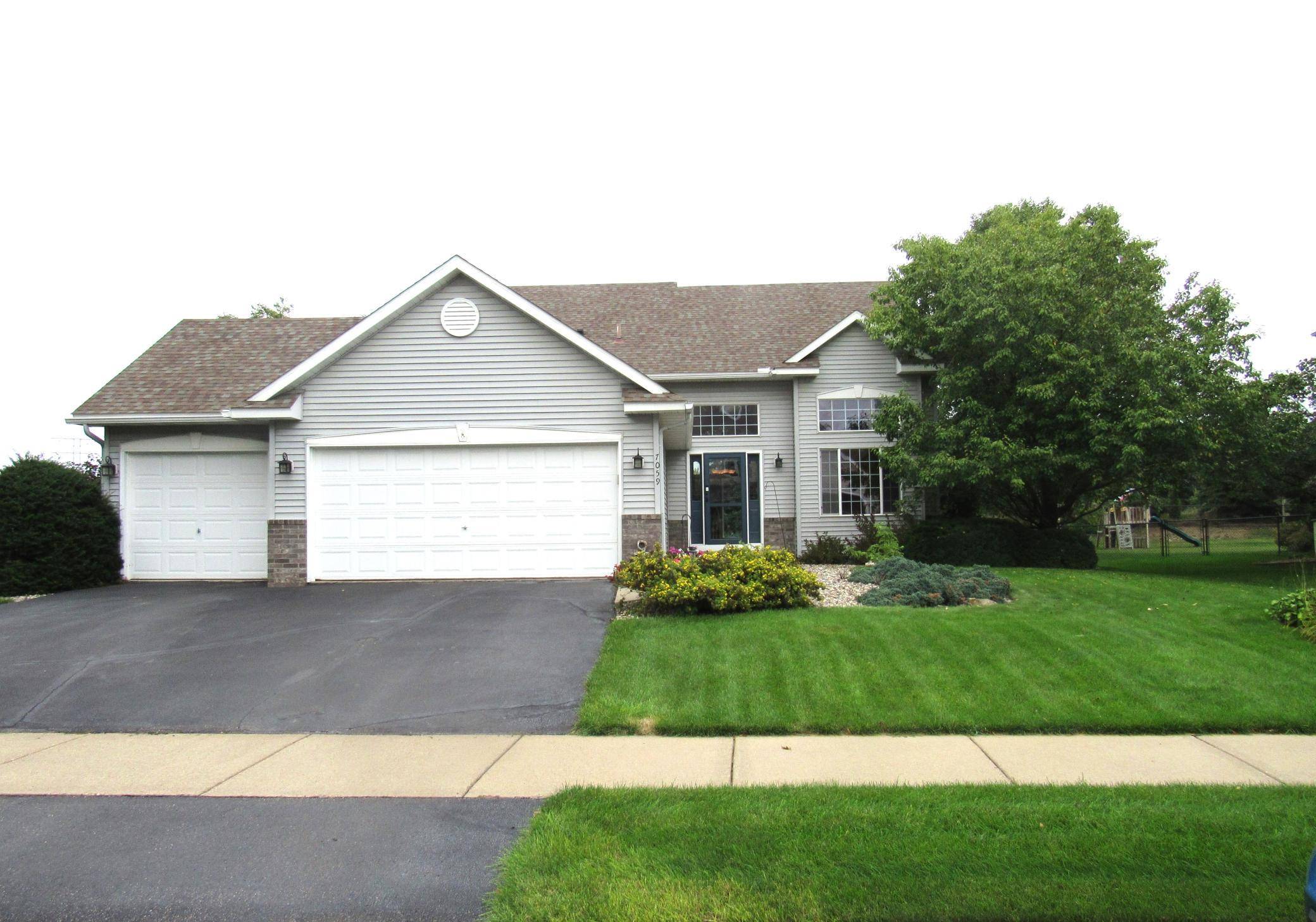 7059 Sussex LN, Shakopee, MN 55379
