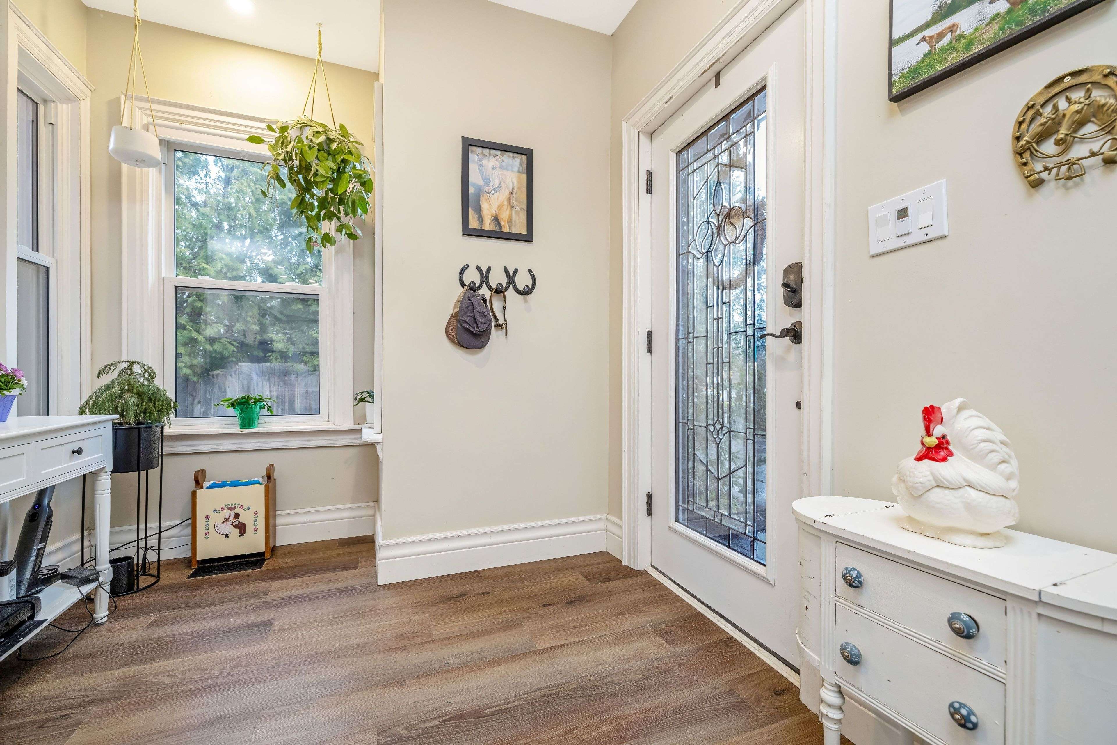31 Brock ST, Halton Hills, ON L7J 1N3