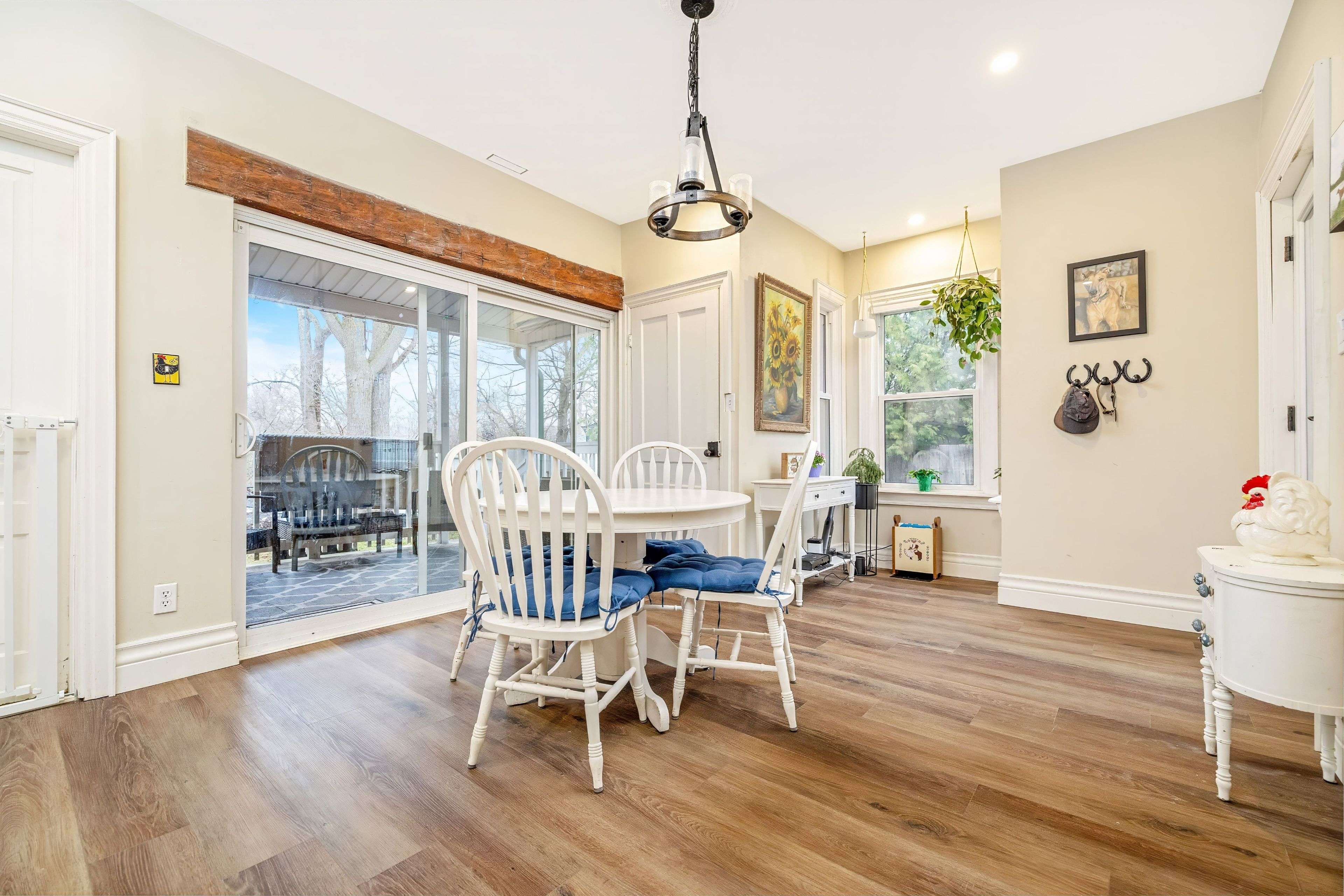 31 Brock ST, Halton Hills, ON L7J 1N3