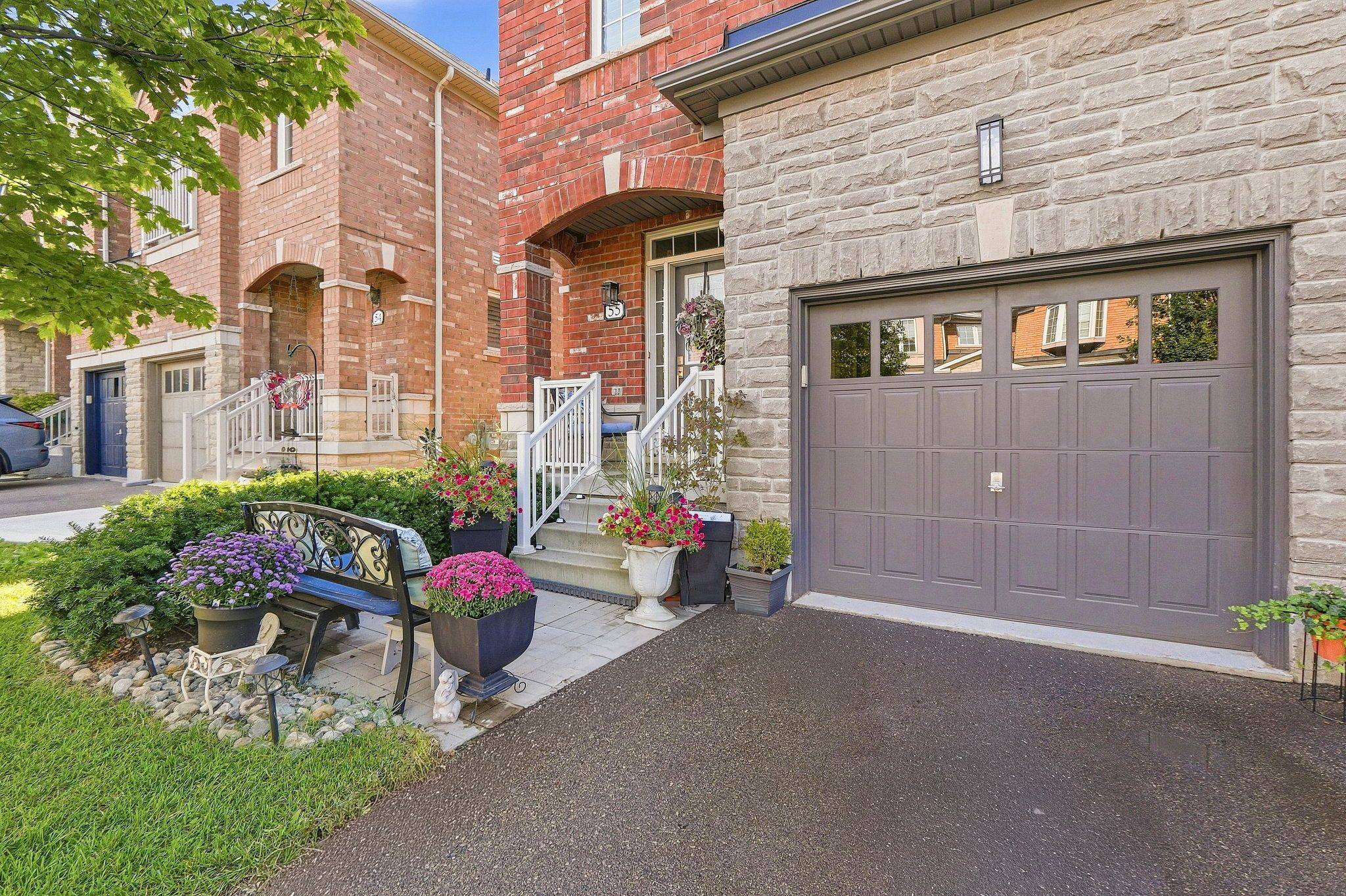 745 Farmstead DR #55, Milton, ON L9T 8B2