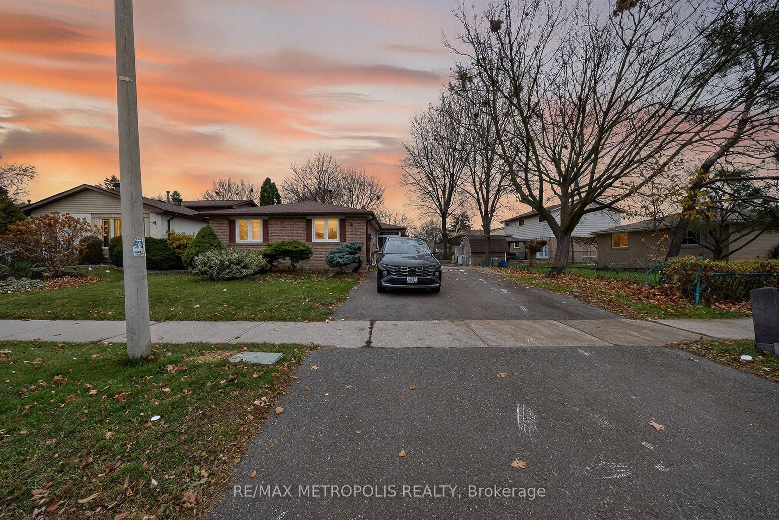6 Madoc DR #Bsmt, Brampton, ON L6V 1Z9