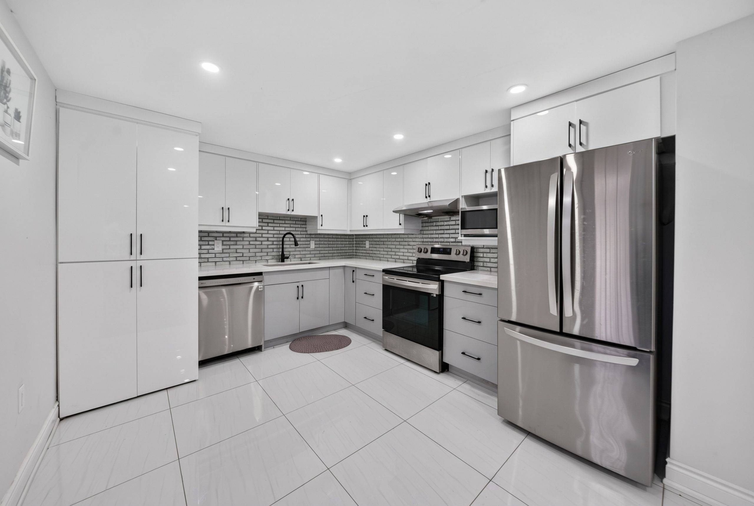 6 Madoc DR #Bsmt, Brampton, ON L6V 1Z9