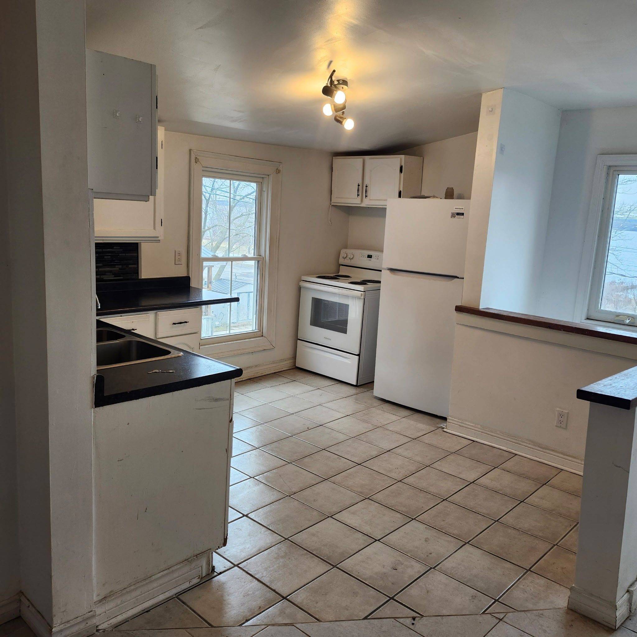 366 Main ST, Deseronto, ON K0K 1X0