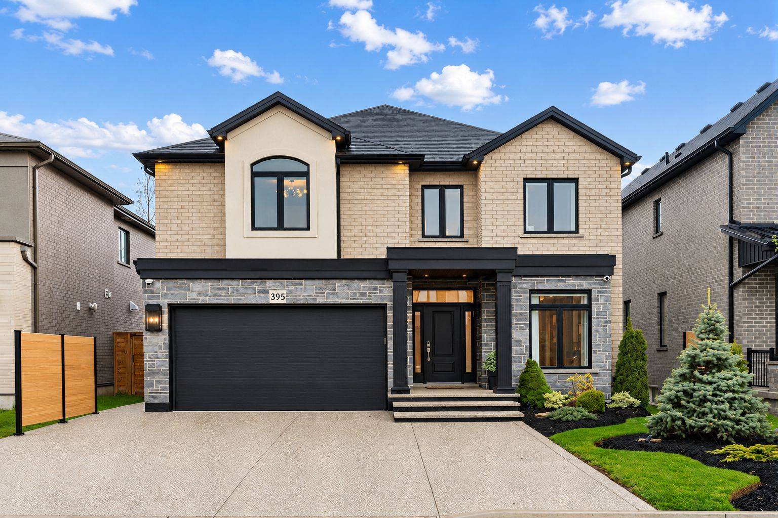 395 Klein CIR, Hamilton, ON L9K 0K3