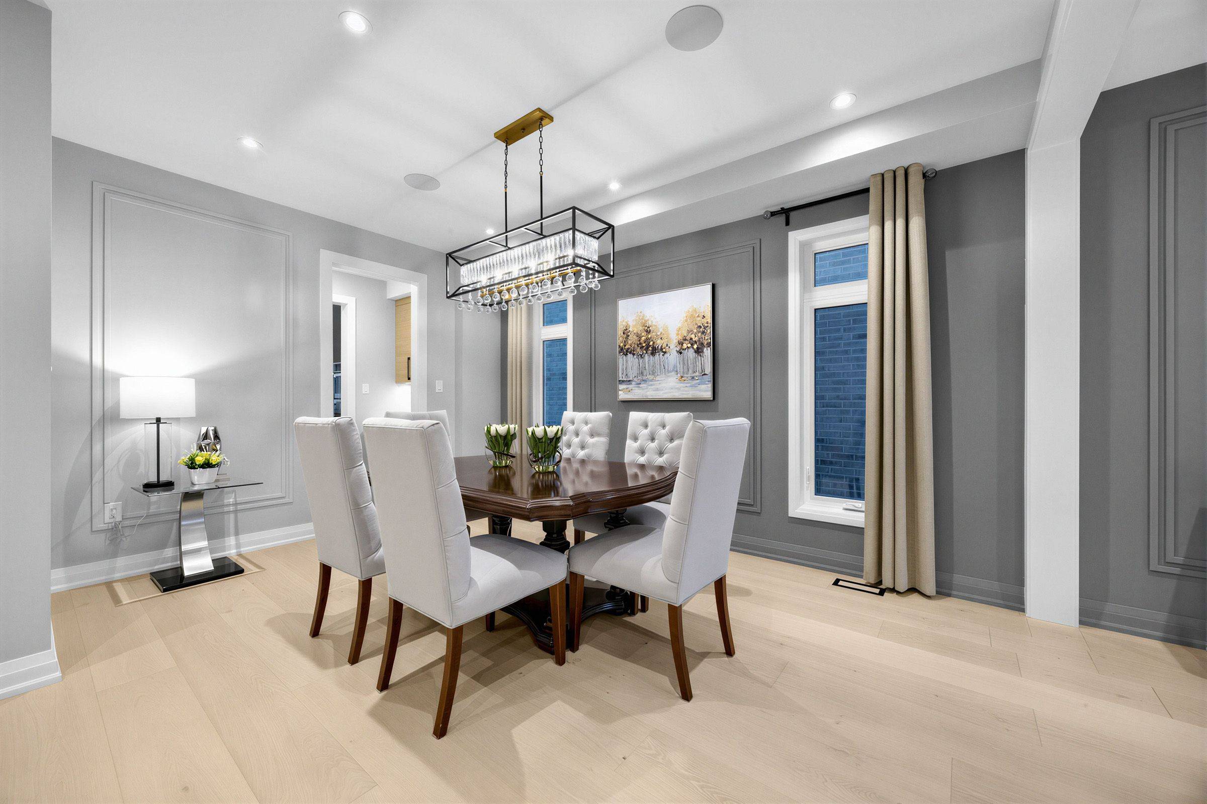 395 Klein CIR, Hamilton, ON L9K 0K3