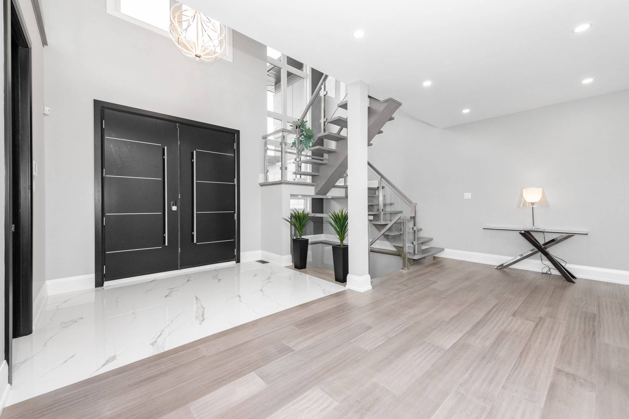 224 Roger RD, Alta Vista And Area, ON K1H 5C6