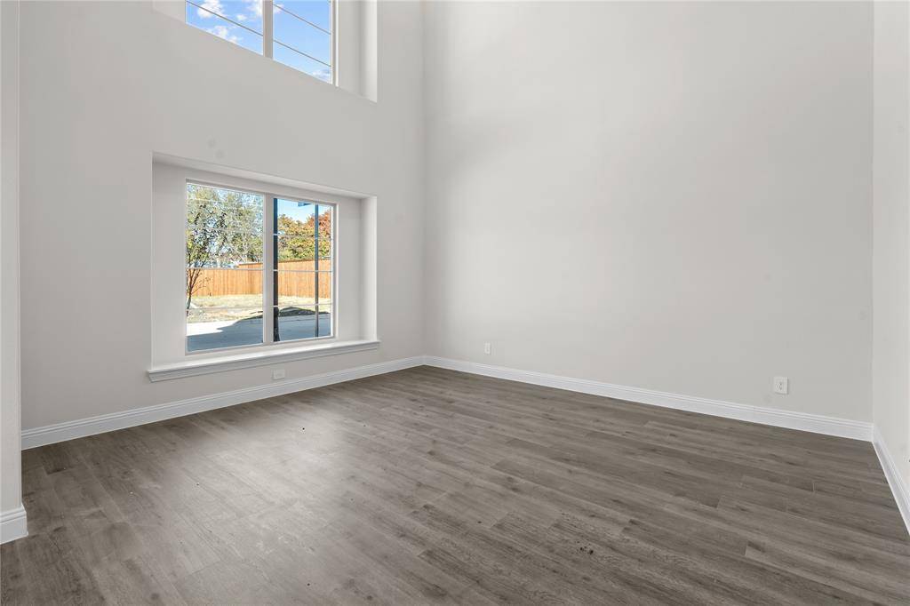 725 Oakridge Trail, Richardson, TX 75080