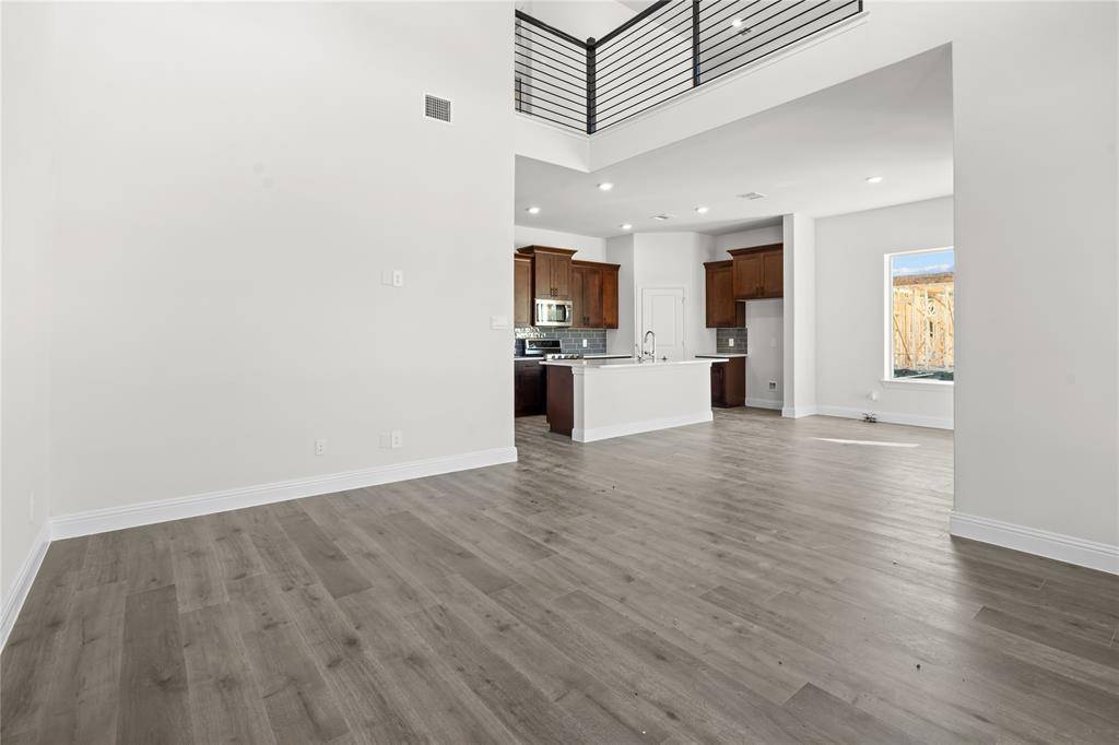 725 Oakridge Trail, Richardson, TX 75080
