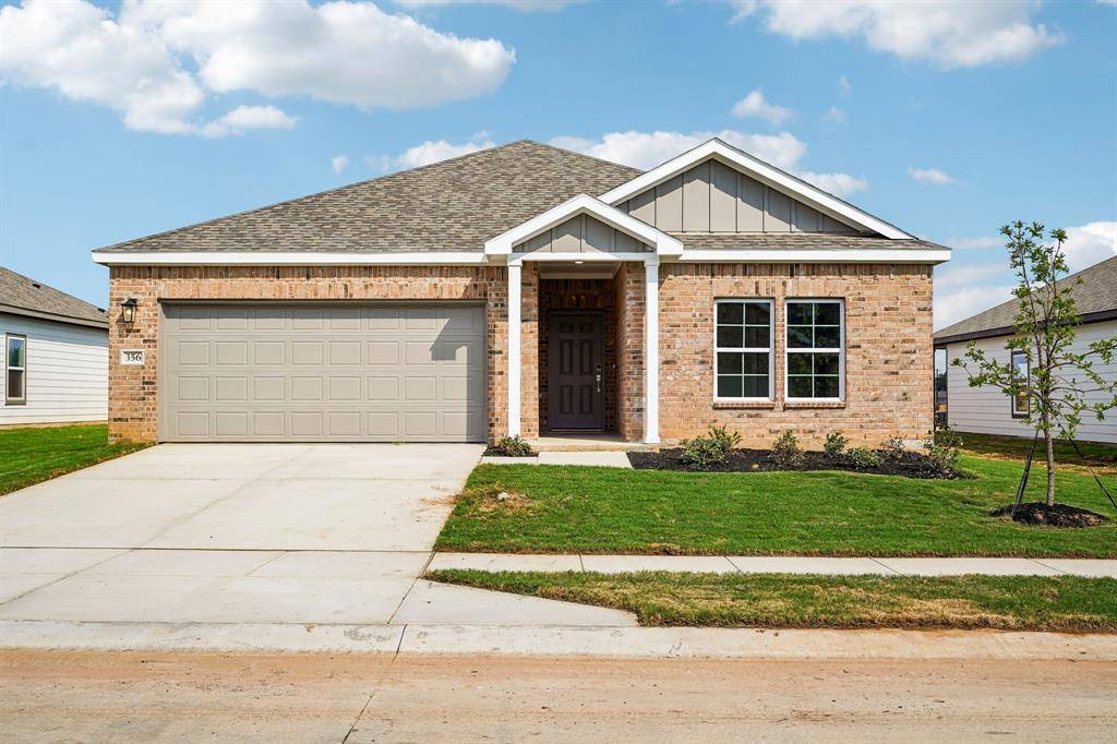 356 Declan Street, Springtown, TX 76082