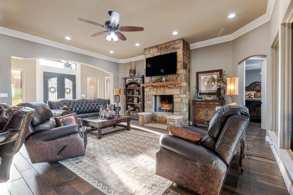 10106 Prather Road, Springtown, TX 76082