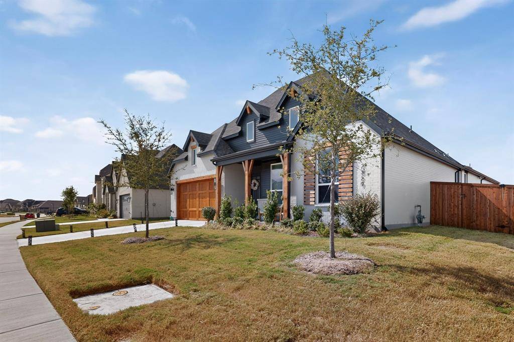 2329 Slate Drive, Waxahachie, TX 75167