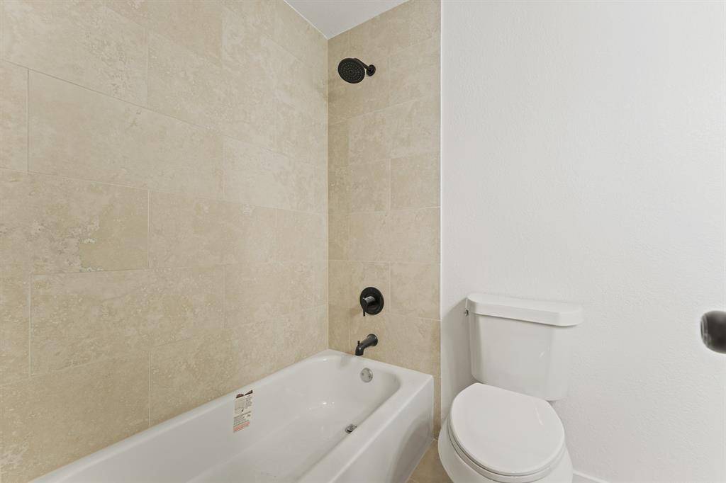 1326 Kingston Drive, Lewisville, TX 75067