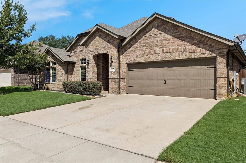 3907 Gentle Breeze Court, Arlington, TX 76017