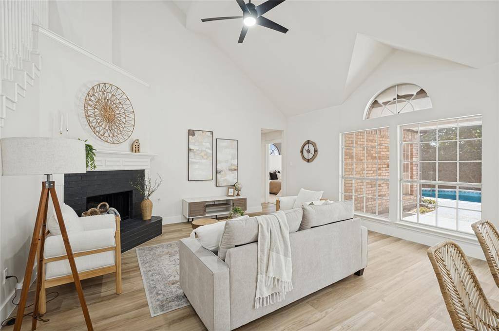 8211 Shoshoni Drive, Arlington, TX 76002