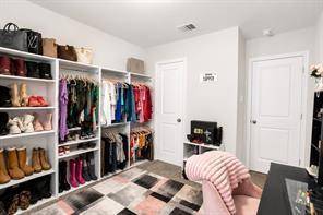 3204 Quiet Valley Road, Fort Worth, TX 76123