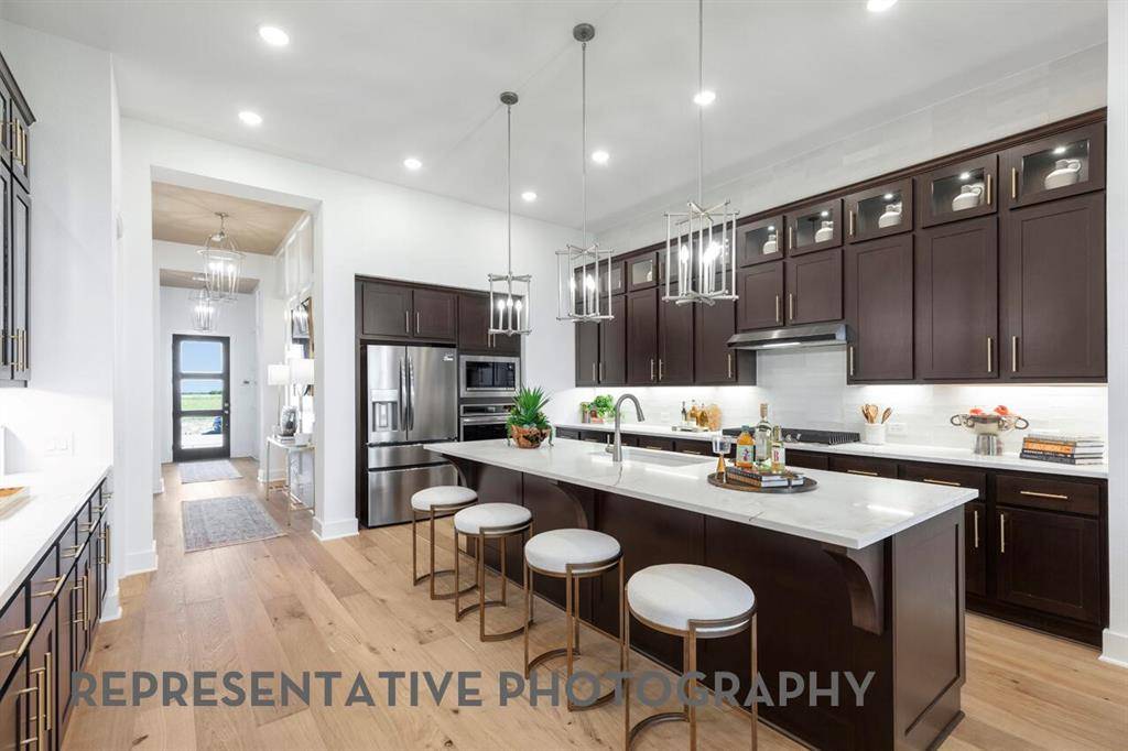 768 Shinnery Oak Way, Waxahachie, TX 75165