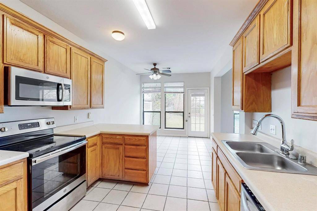 8000 Arbor Avenue, Fort Worth, TX 76116