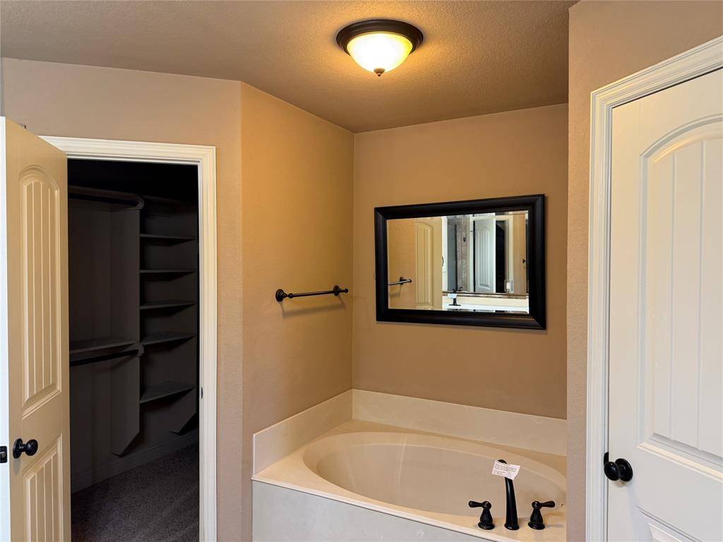 533 Ethan Drive, Weatherford, TX 76087