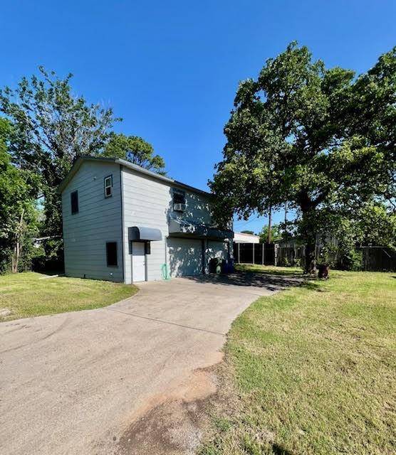 725 Summers Lane, Lake Dallas, TX 75065