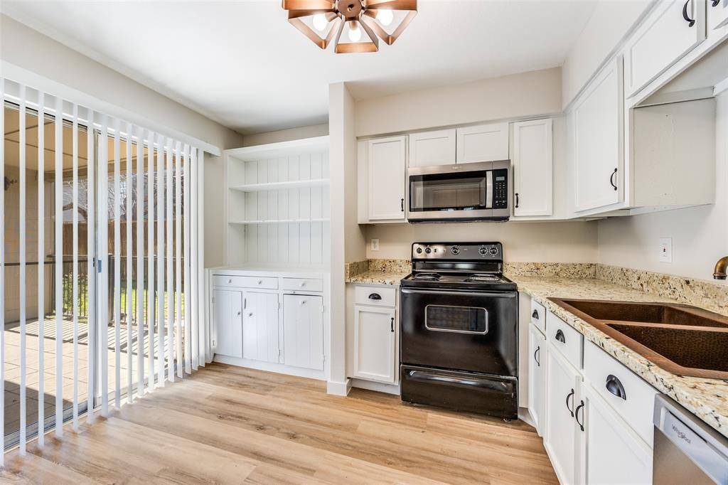 5300 Keller Springs Road #1067, Dallas, TX 75248