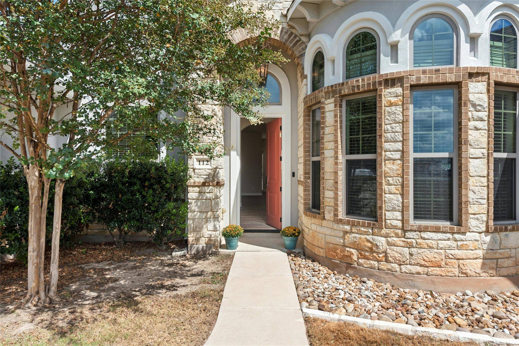 112 Haven CV, Hutto, TX 78634