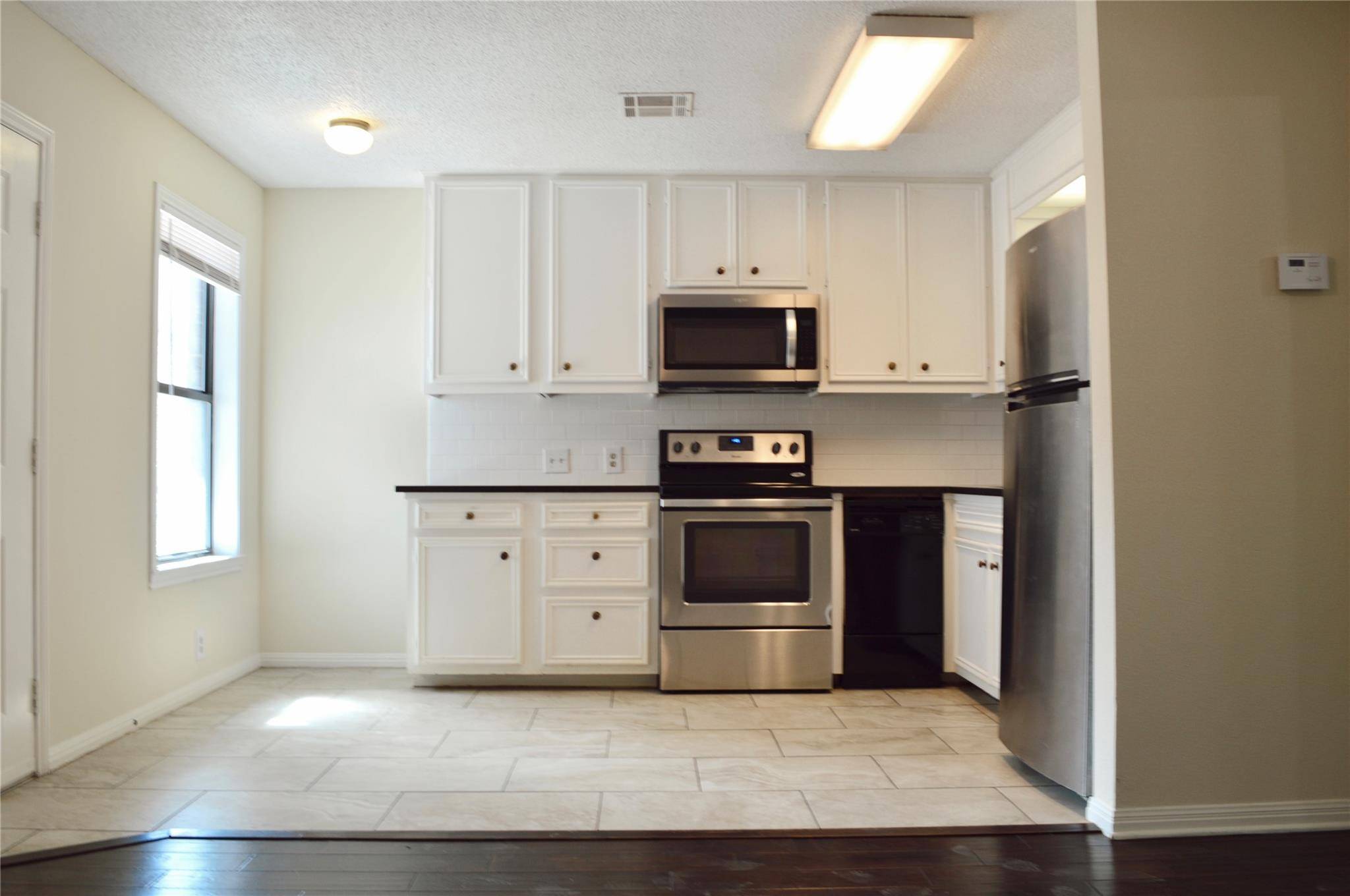 502 W 17th ST #B, Austin, TX 78701