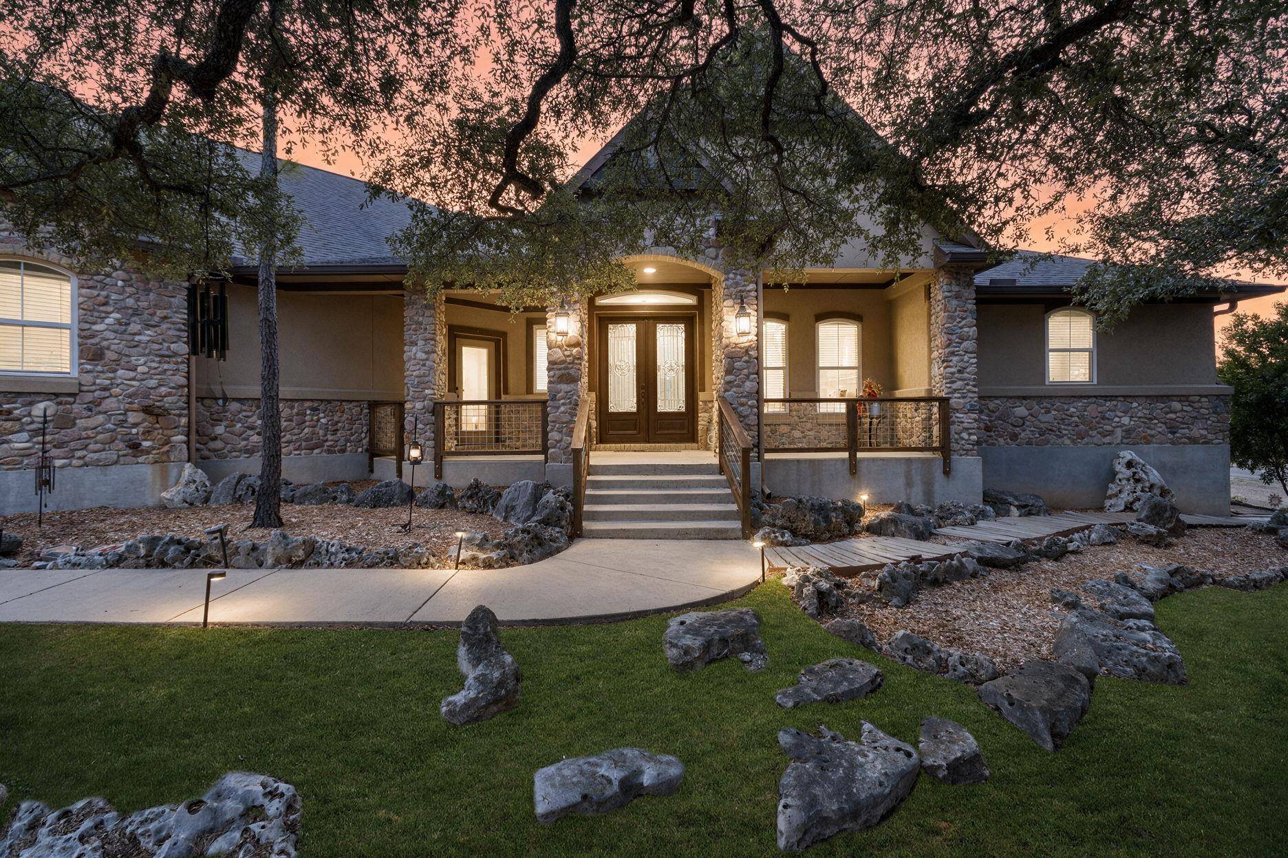 128 Portulaca CT, Driftwood, TX 78619