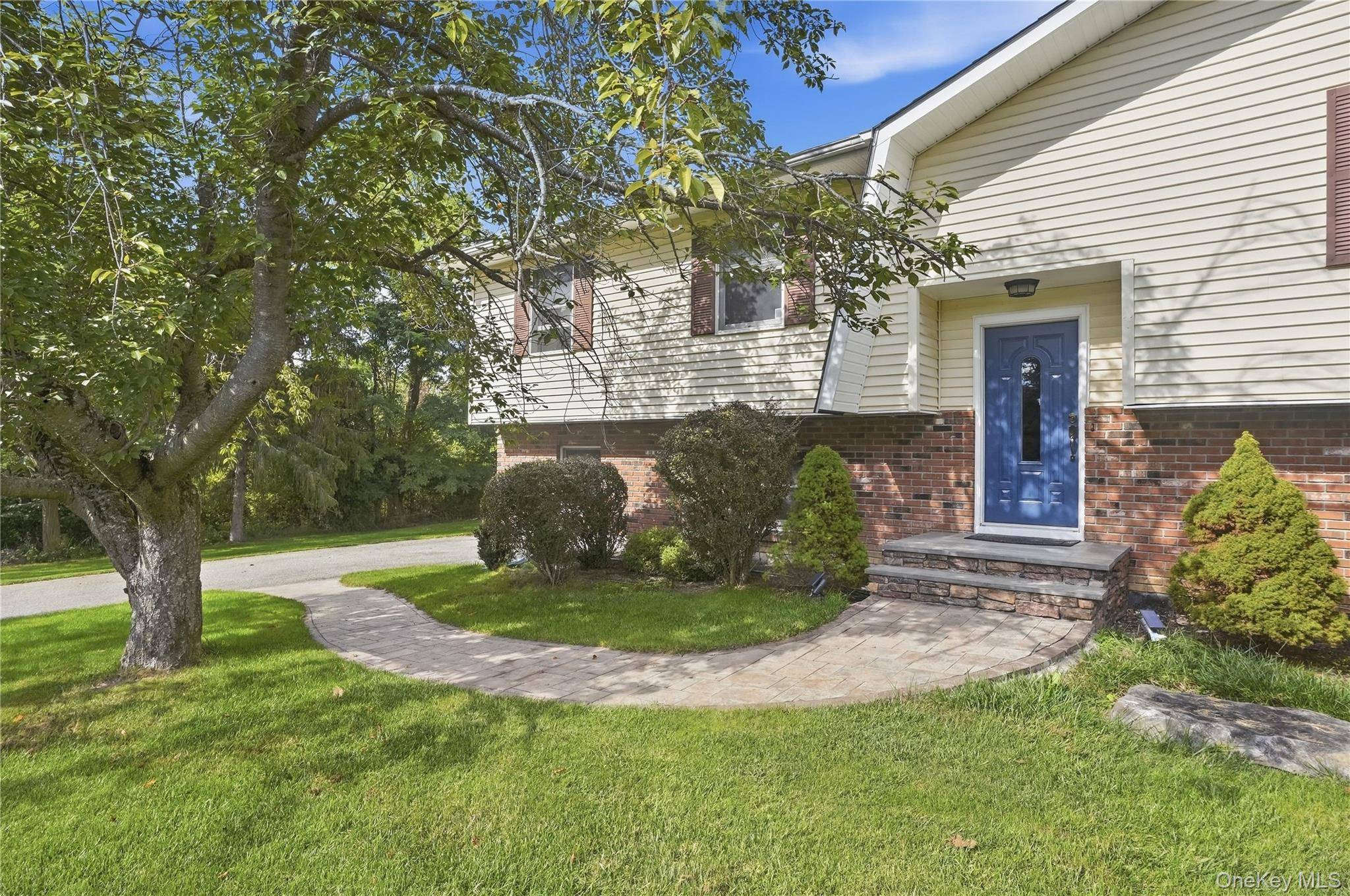 94 Booth RD, Chester, NY 10918