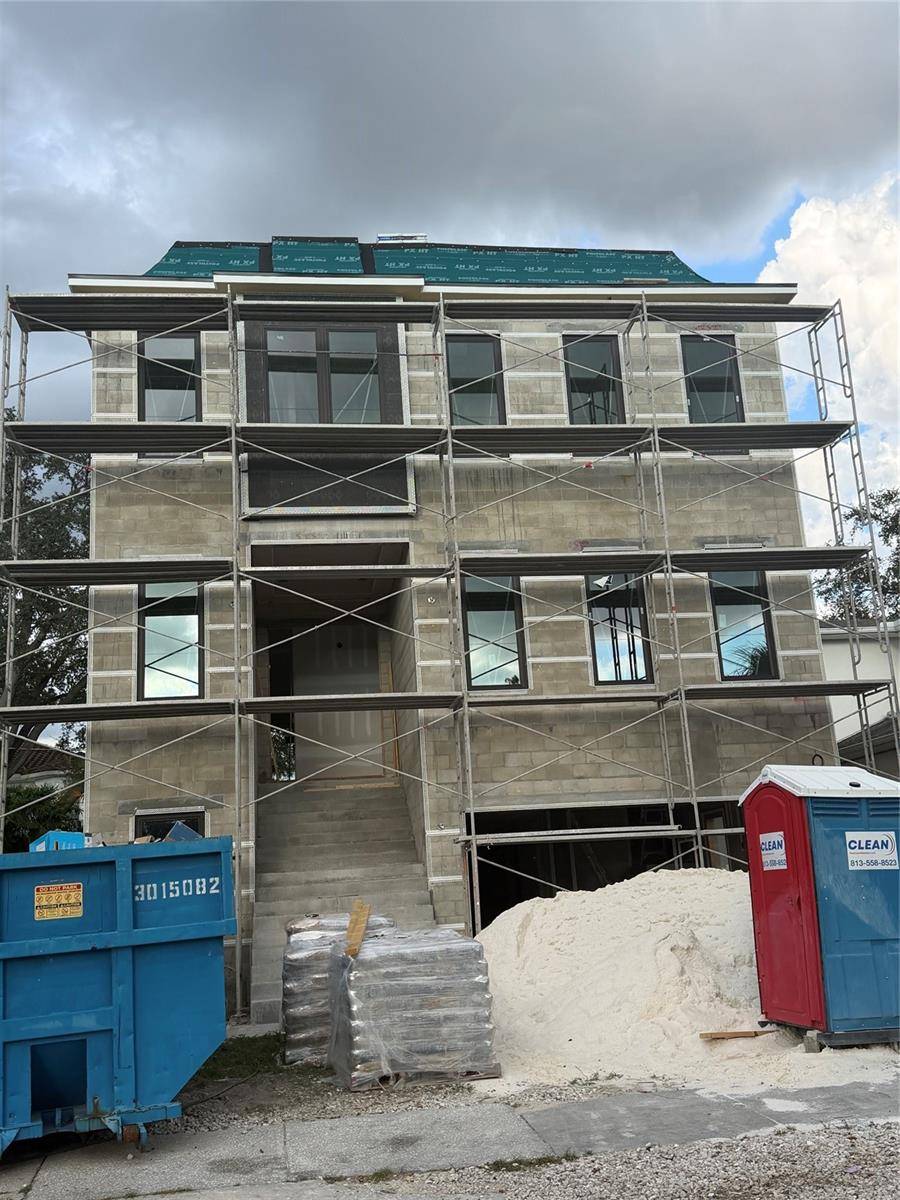 513 E DAVIS BLVD, Tampa, FL 33606