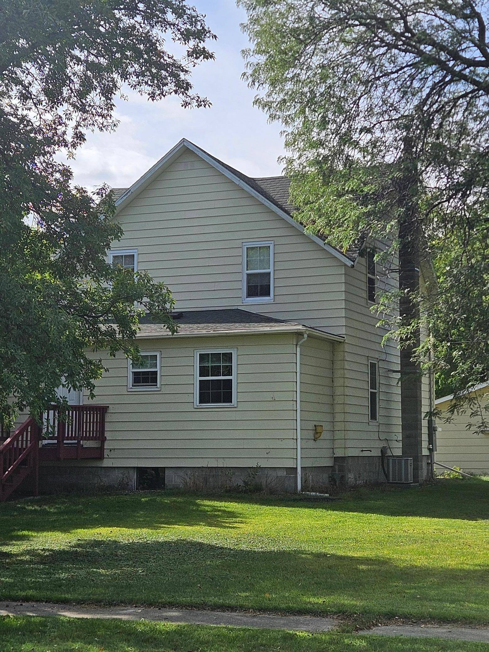 400 S 3rd ST, Fairmount, ND 58030