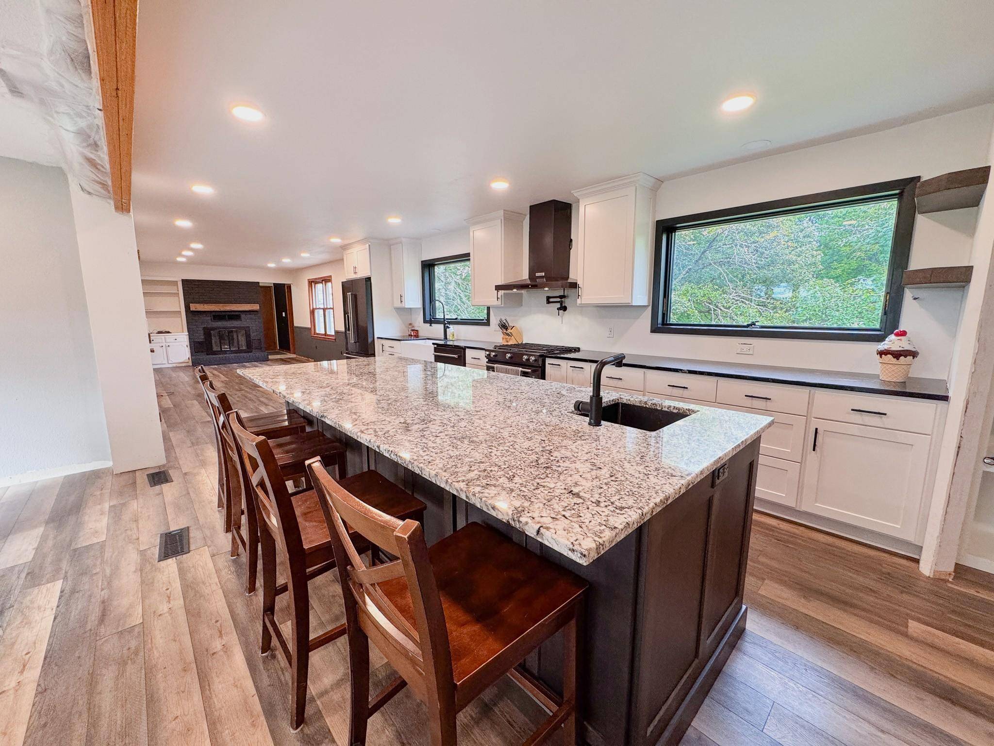 615 S Woodland DR, Fergus Falls, MN 56537