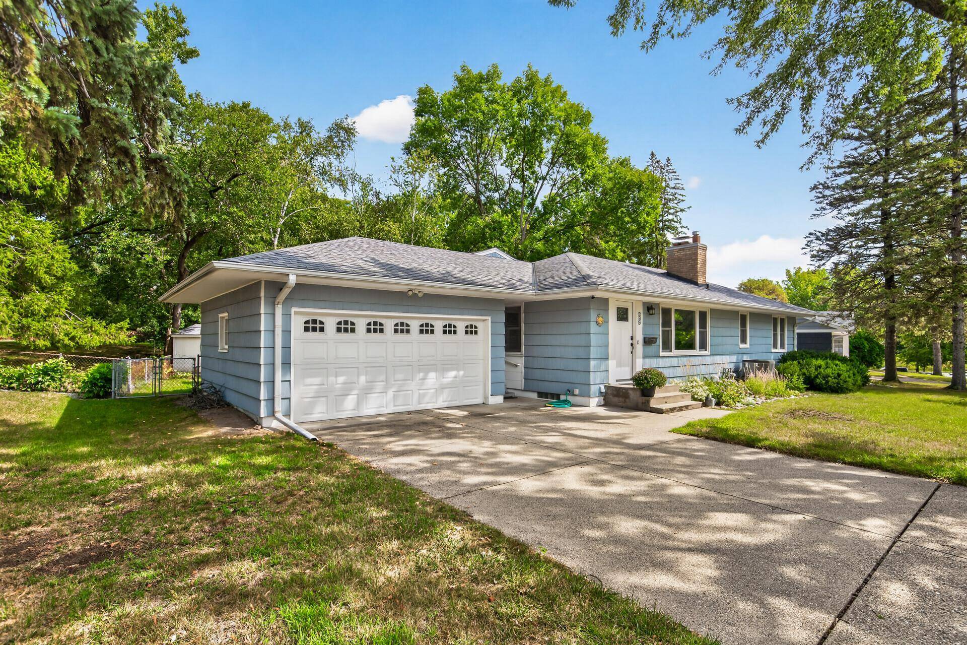 235 W Park RD, Hopkins, MN 55343
