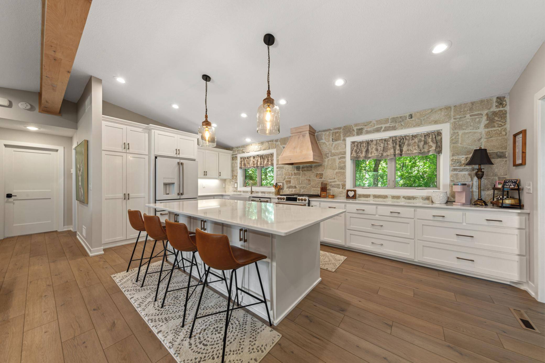 19143 Orchard TRL, Lakeville, MN 55044