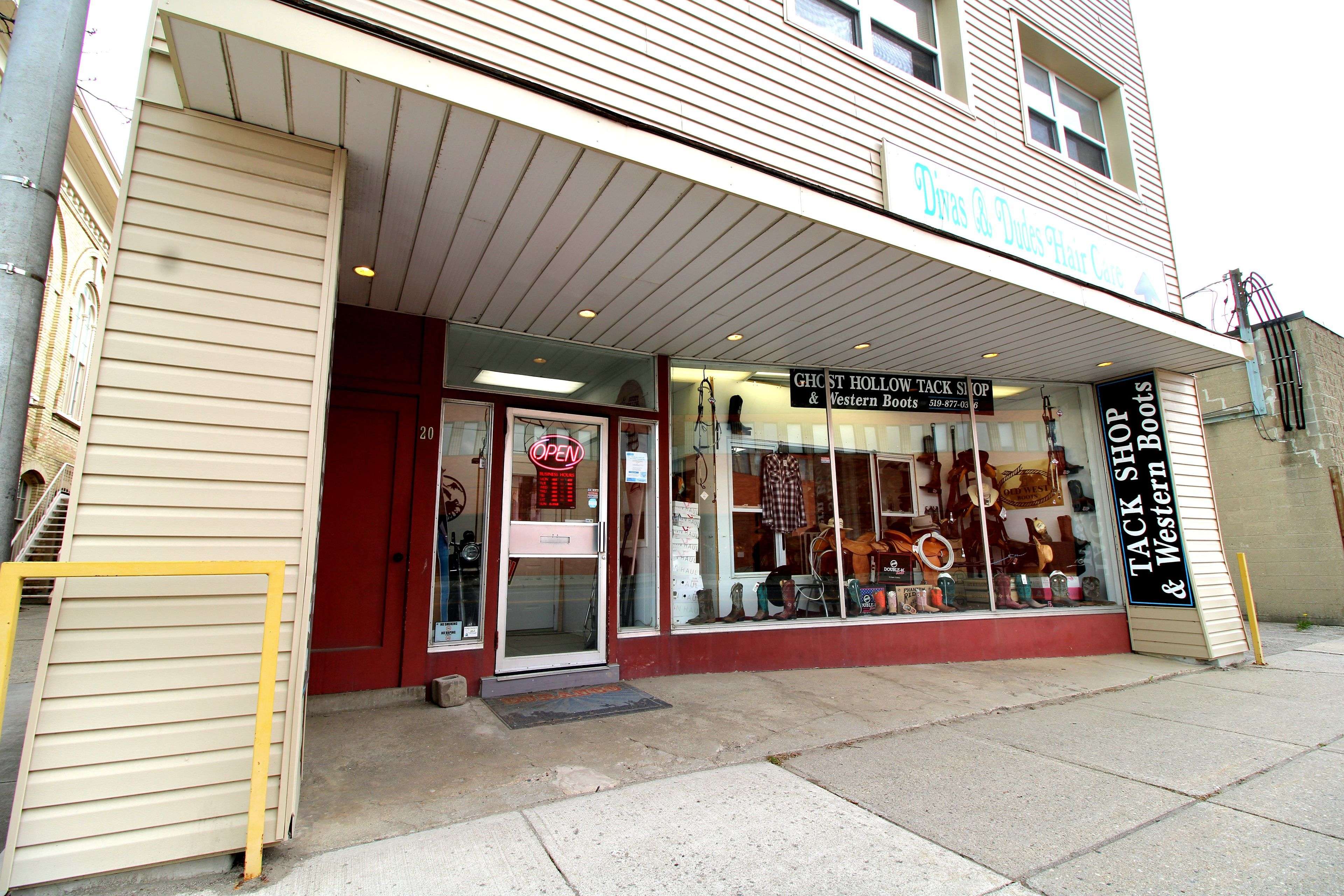 20 John ST S, Aylmer, ON N5H 2C2