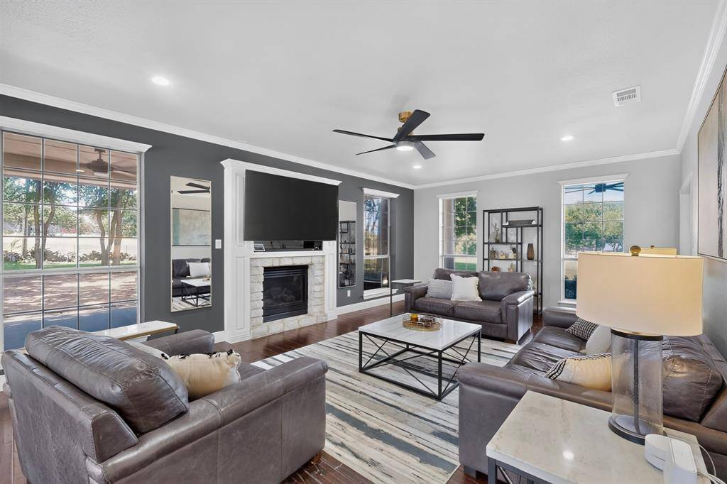 6130 Grauton Drive, Mansfield, TX 76063