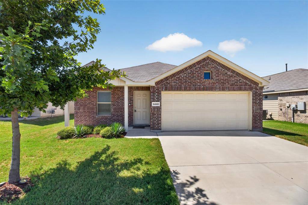 6440 Bristolwood Drive, Fort Worth, TX 76123