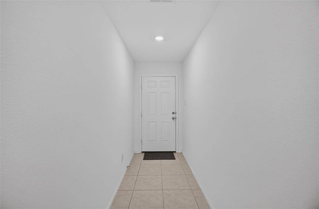 6440 Bristolwood Drive, Fort Worth, TX 76123
