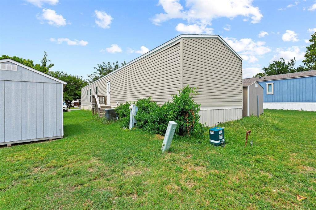 132 Knollwood Drive, Sherman, TX 75092