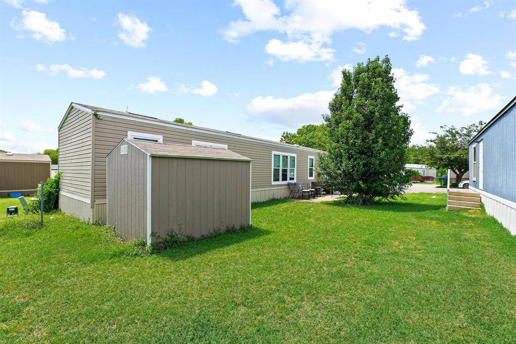 132 Knollwood Drive, Sherman, TX 75092