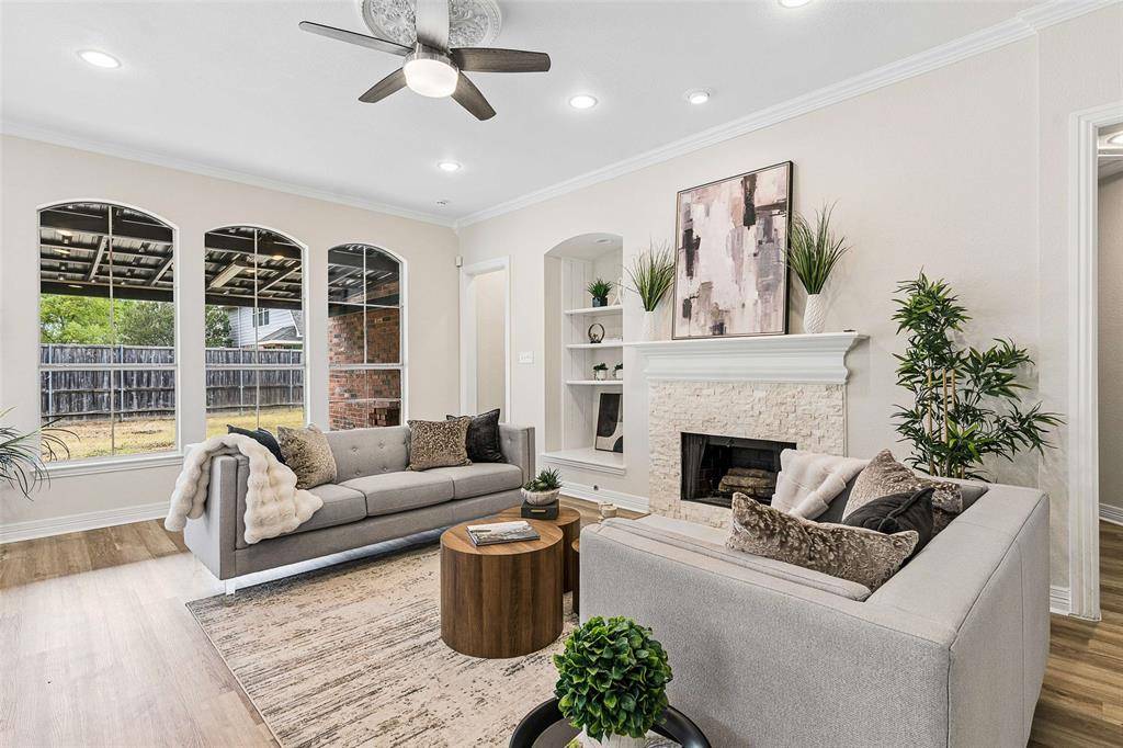 633 Trail Lake Drive, Richardson, TX 75081
