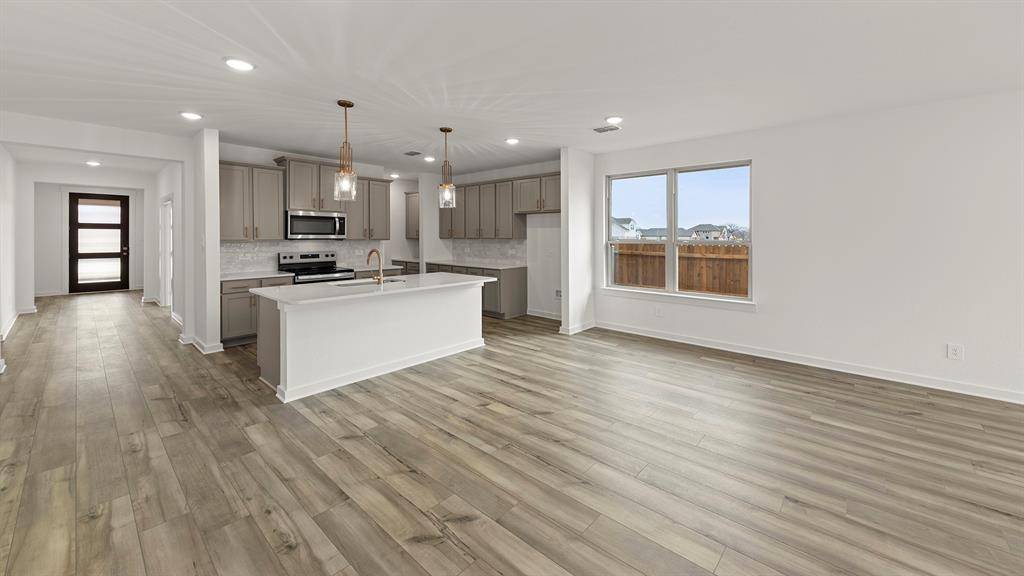 727 Clear Air Way, Lavon, TX 75166