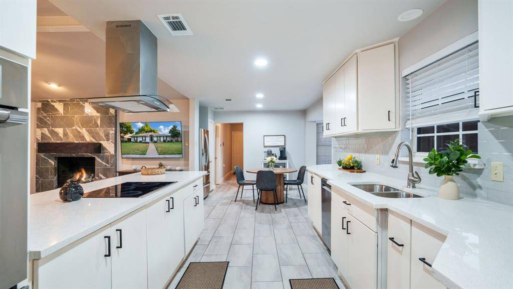 7402 Bluefield Drive, Dallas, TX 75248