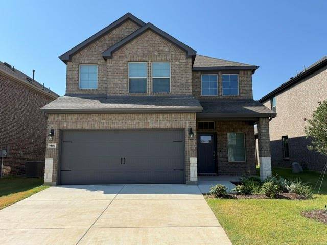 9904 Anyhow Drive, Aubrey, TX 76227