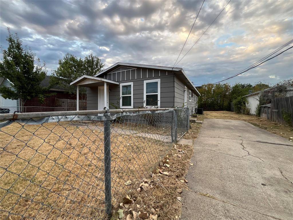 2020 Nomas Street, Dallas, TX 75212