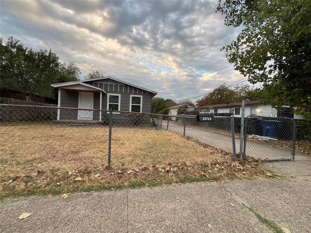 2020 Nomas Street, Dallas, TX 75212