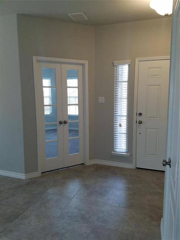 9324 Horsemanship Drive, Fort Worth, TX 76123