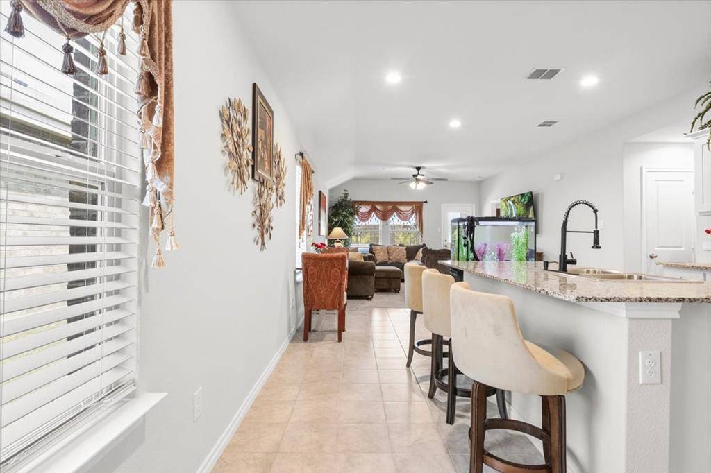 137 Running River Drive, Boyd, TX 76023