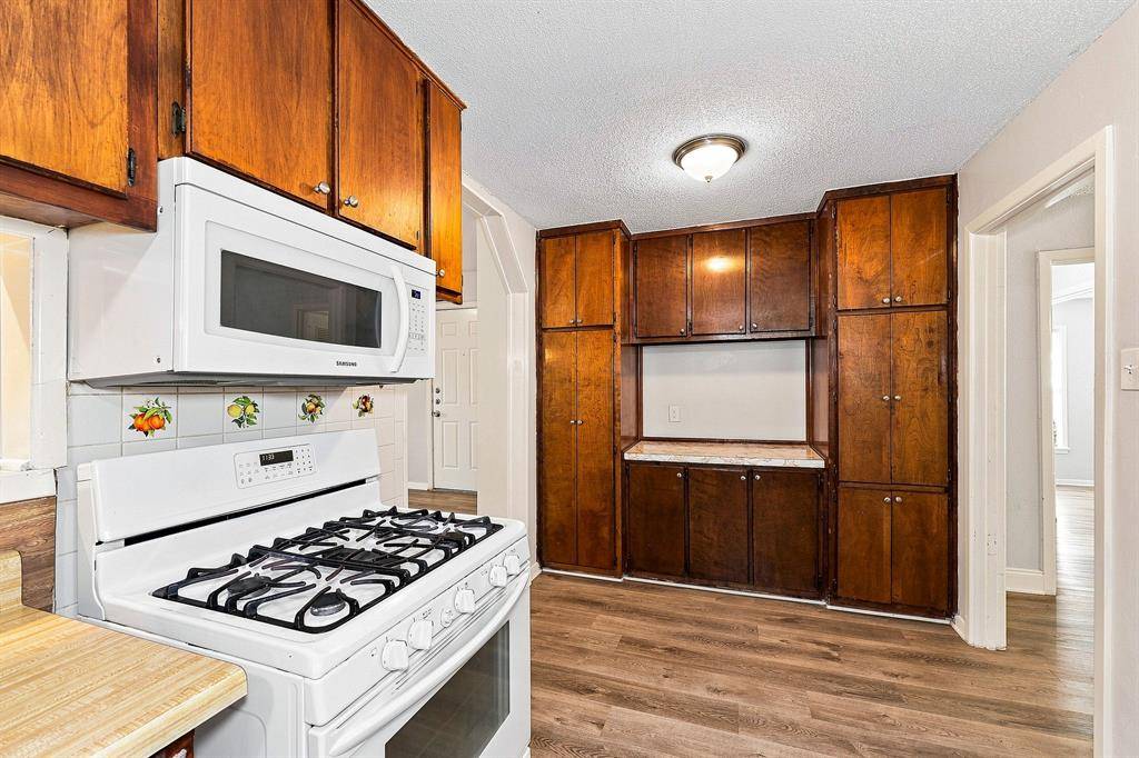 3800 Oscar Avenue, Fort Worth, TX 76106