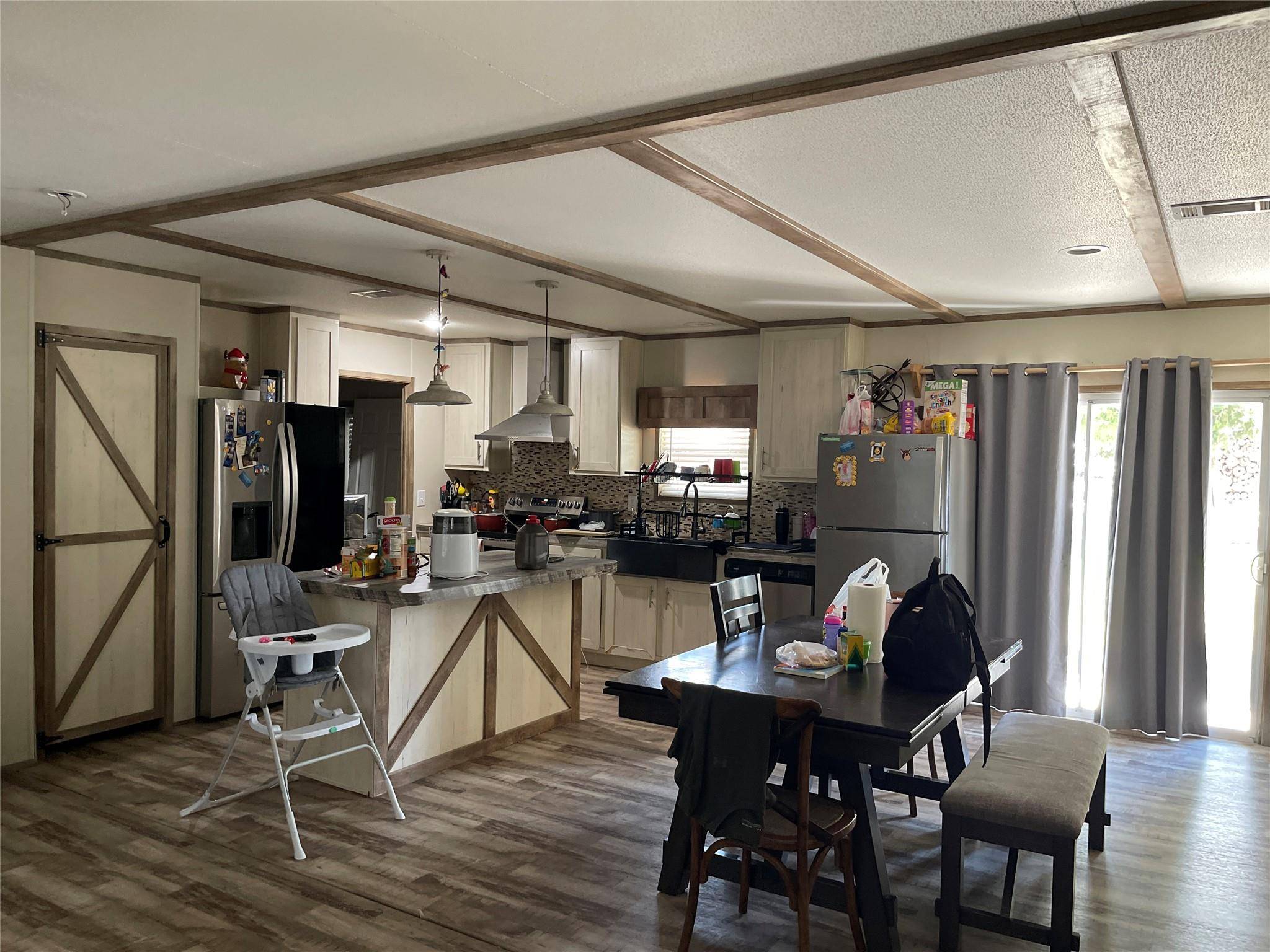 103 Azalea Ave, Elgin, TX 78621